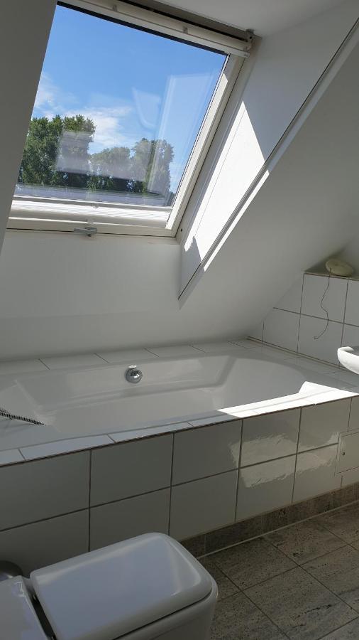 Apartment Somnar Panoramaloft Mit Haestens Betten - Rheinblick 150qm Neuss